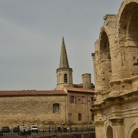Apartament Aux Pieds Des Arenes Arles Zewnętrze zdjęcie