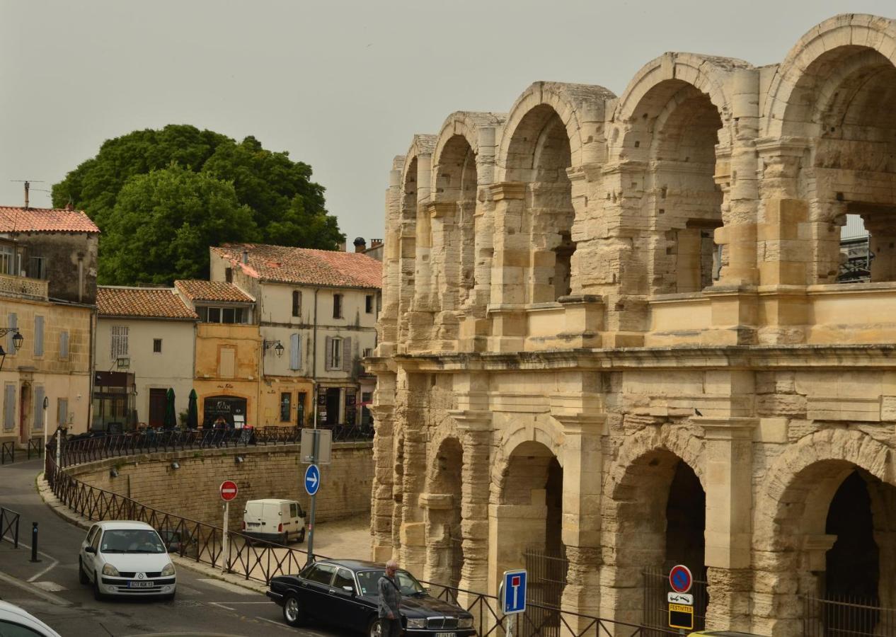 Apartament Aux Pieds Des Arenes Arles Zewnętrze zdjęcie