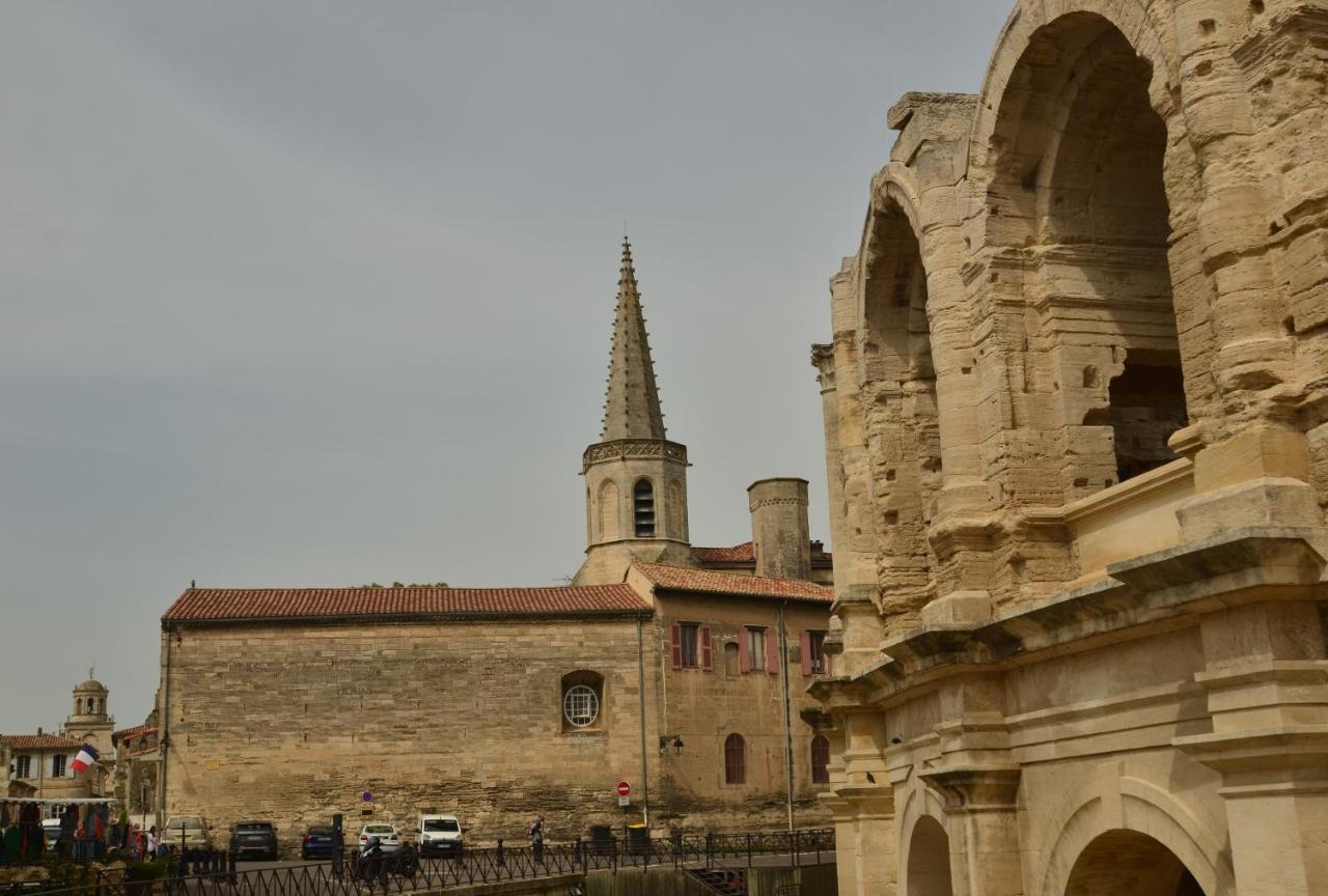 Apartament Aux Pieds Des Arenes Arles Zewnętrze zdjęcie