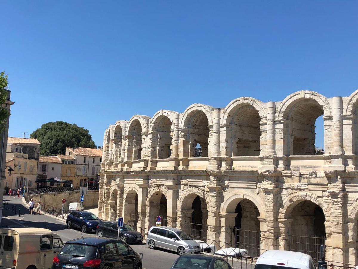 Apartament Aux Pieds Des Arenes Arles Zewnętrze zdjęcie